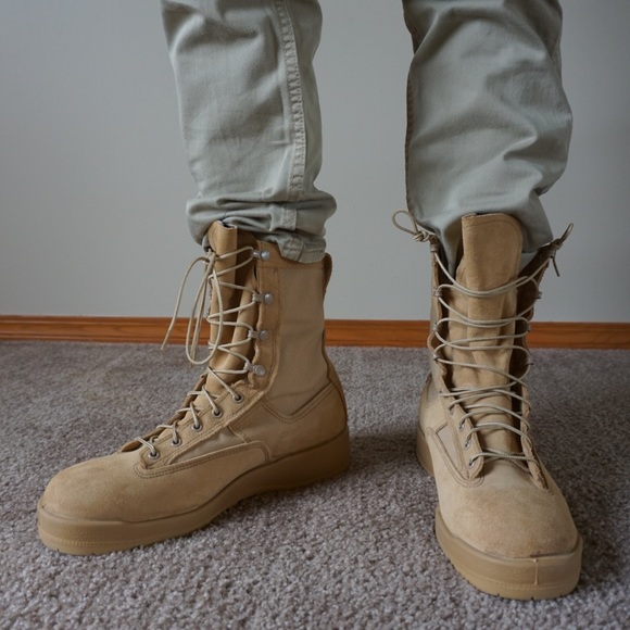 *SOLD* Tan Waterproof Hiking / Work / Army Boots. Gortex. - Picture 6 of 8